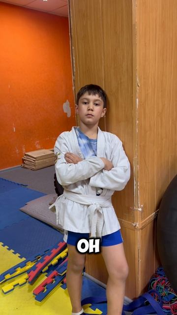 Сделал БОЛЬНО тренеру!😢