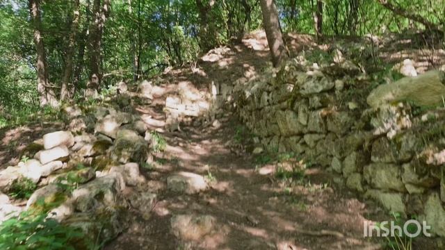 Бахчисарай, Крым. Поход к пещерному городу Чуфут Кале мимуо мужского монастыря