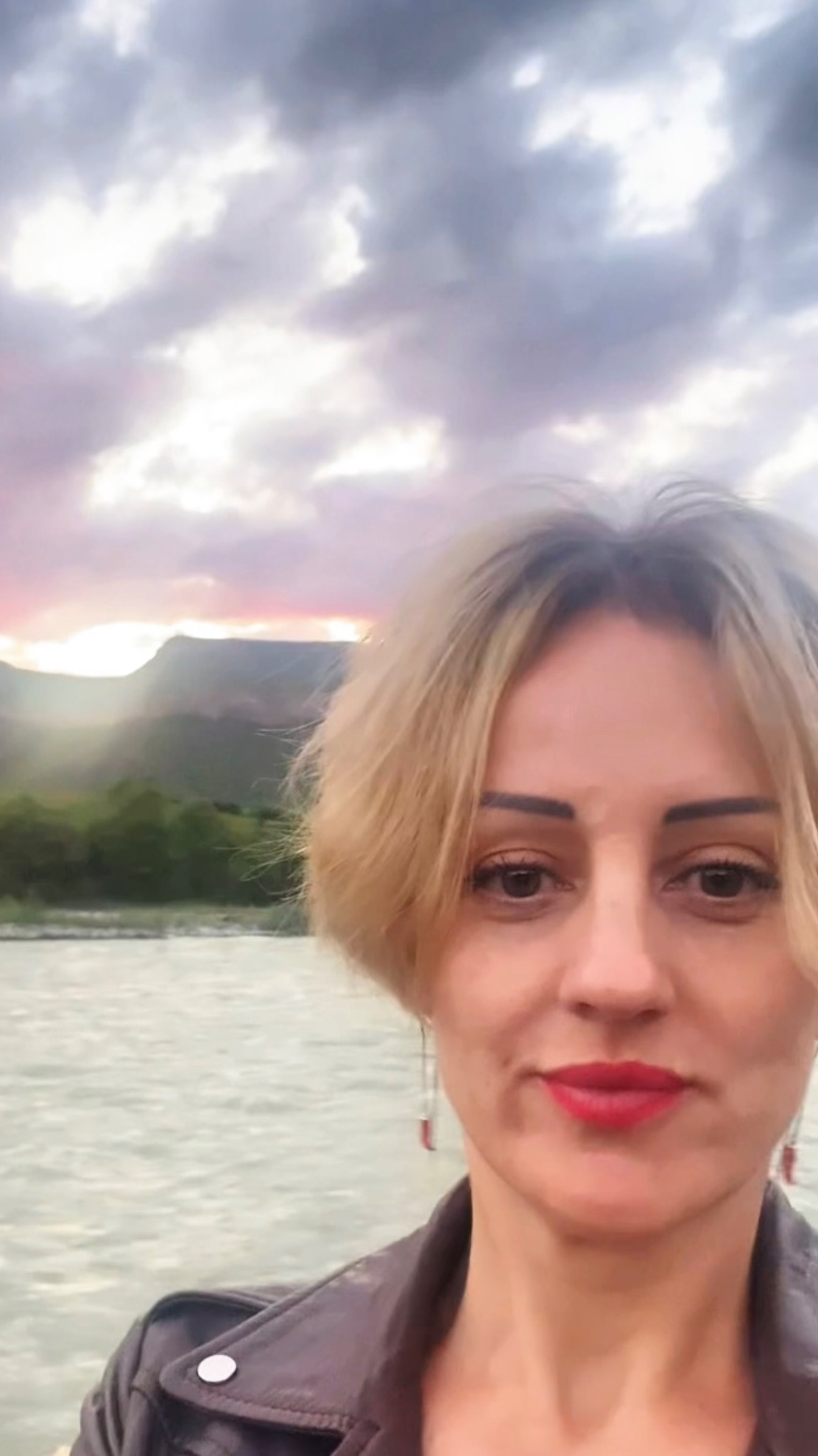 Вот в таком красивом месте я живу 💃
#природакавказа #кчр