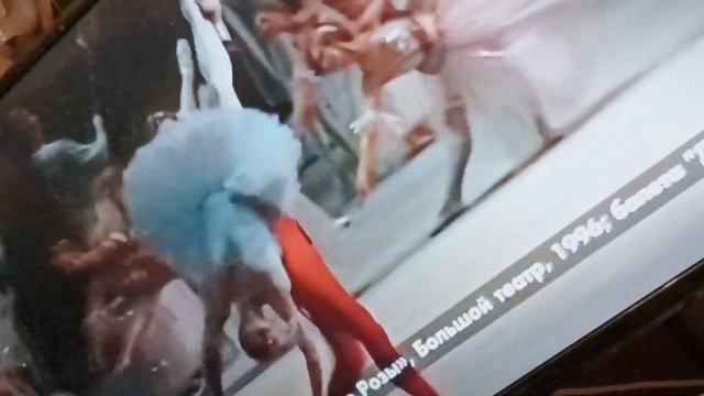 новогодняя сказка и Николай Цискаридзе ,балет прекрасен!!!!!!