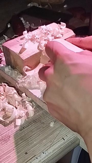 топорик, стопка и упорр