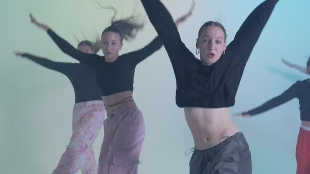13 Dance Studio - Юлия Мирошникова HIP-HOP