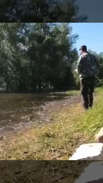 На рыбалке. Не забивайте смазывать свои катушки!