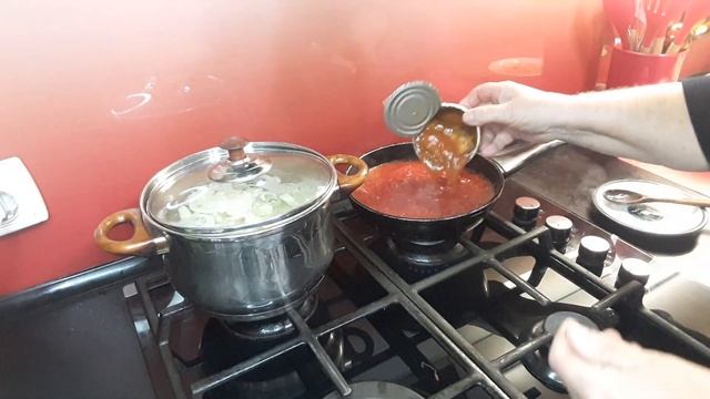 Постный БОРЩ с КИЛЬКОЙ и ФАСОЛЬЮ