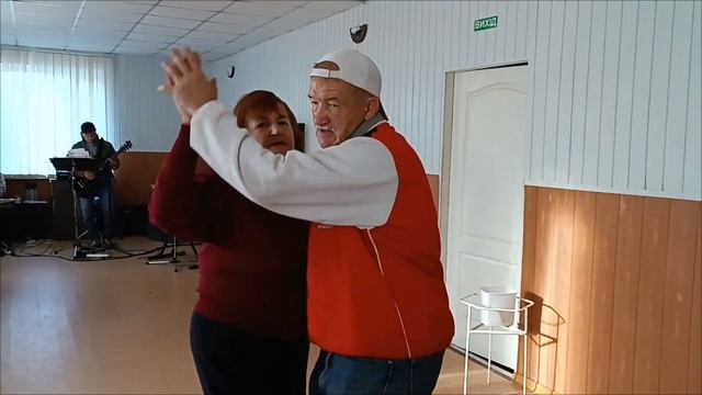 УШЕЛ ОТ НАС ПОСЛЕДНИЙ ДЕНЬ 🌞 ХАРЬКОВ ♥️ ТАНЦЫ 🕺💃2.11