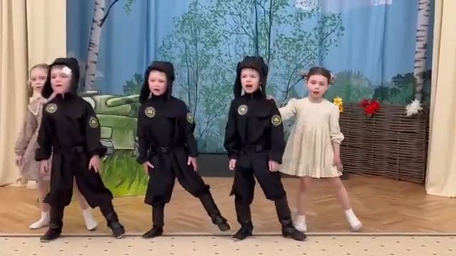 Броня крепка и танки наши быстры