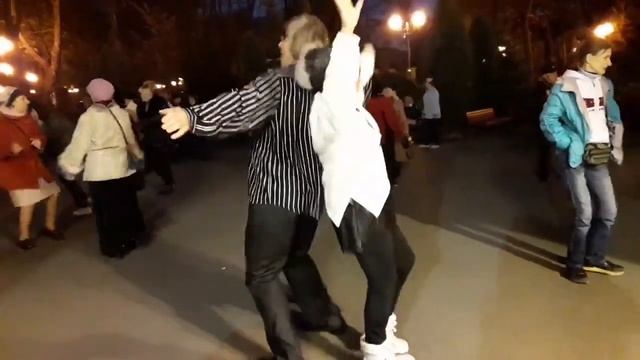 Возраста больше нетзнаешь я его отменила!!!💃🌹Танцы в