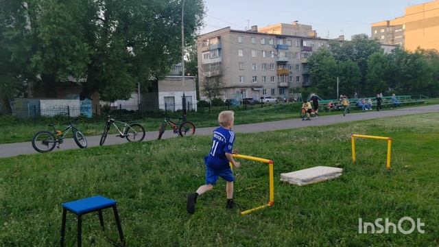 Тренировка с папой  2025 г. Алексей 10 лет. Тамбов.