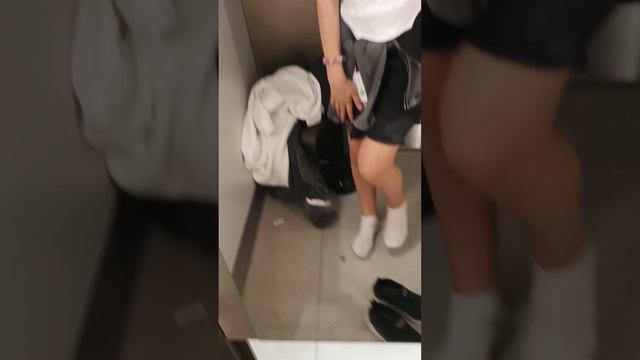 Гуляю с мамой)