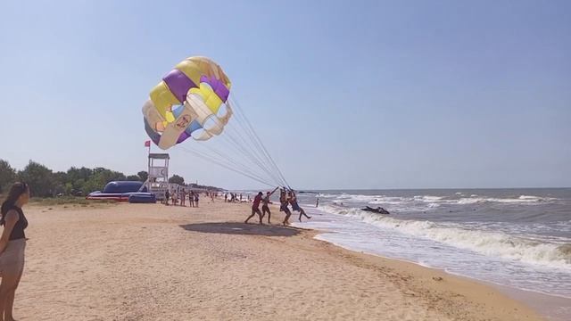 Ура мы полетели на парашуте над Азовским морем в станице Голубицкая