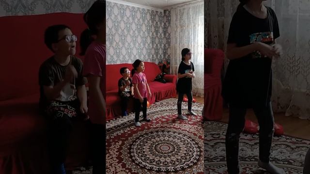 танец деток день рождение Халида 5 лет