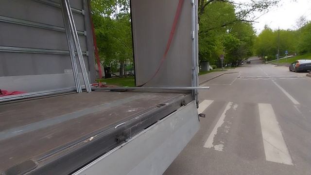 Идёт рабочий процесс. Приходите работать на фуру. У нас бесплатный фитнес. Кто хочет сбросить вес?😁
