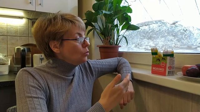 2 - Перцы проросли в самокрутке. Появились петельки