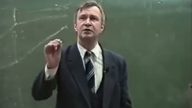 Ну и в чём он не прав? Почему нельзя винить других в своих проблемах?