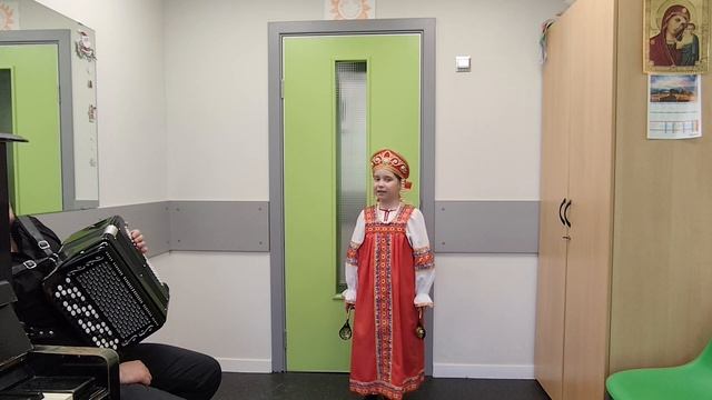 Разучиваем русские  народные песенки. Козлик