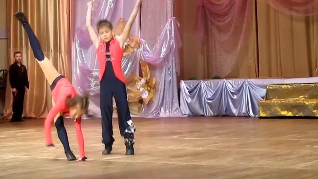Первое выступление в категории "ЮНОШИ".