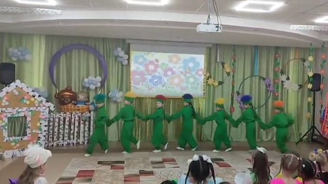 Танец "Цветы", фестиваль экол.песни -2025.mp4