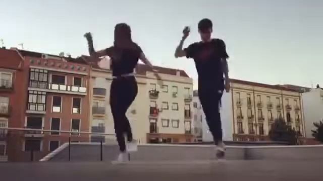 Танец парня и девушки   Шафл   Shuffle