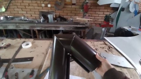 Жестяные работы . Нестандартный угол желоба.