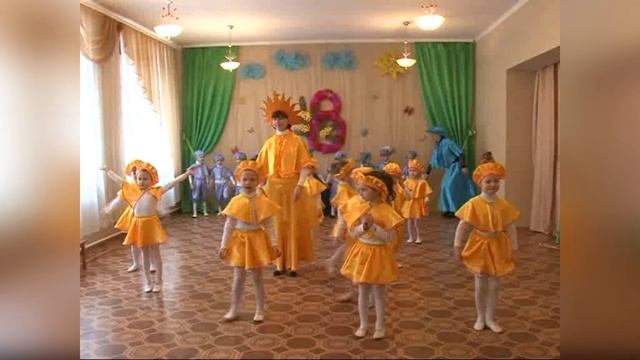 Танец: "Туча, Солнце и Весна" (ср.гр.)