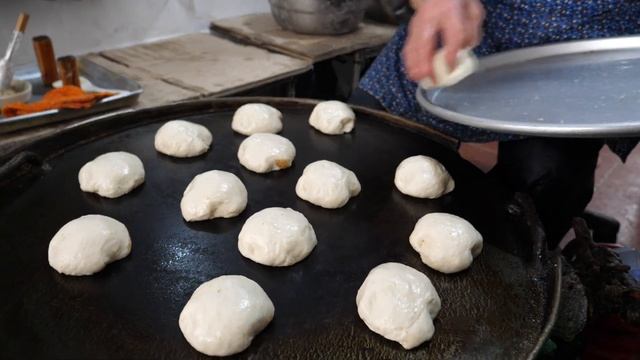500 вон старомодный хотток с черным сахаром, сульпан, сосан хотток _ Корейские блины - хотток