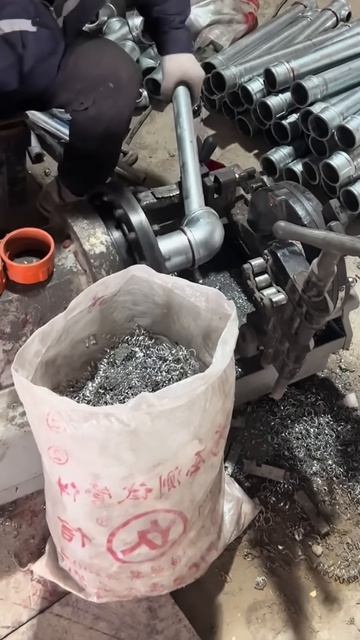 Ultra-Secure Threaded Pipe Fitting - Strong & Easy Installation ｜ So Satisfying 🔩🔧