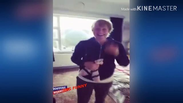 СМЕШНЫЕ ПРИКОЛЫ Испуги людей юмор,пранки 2020 SCARE COMPILATION 2020