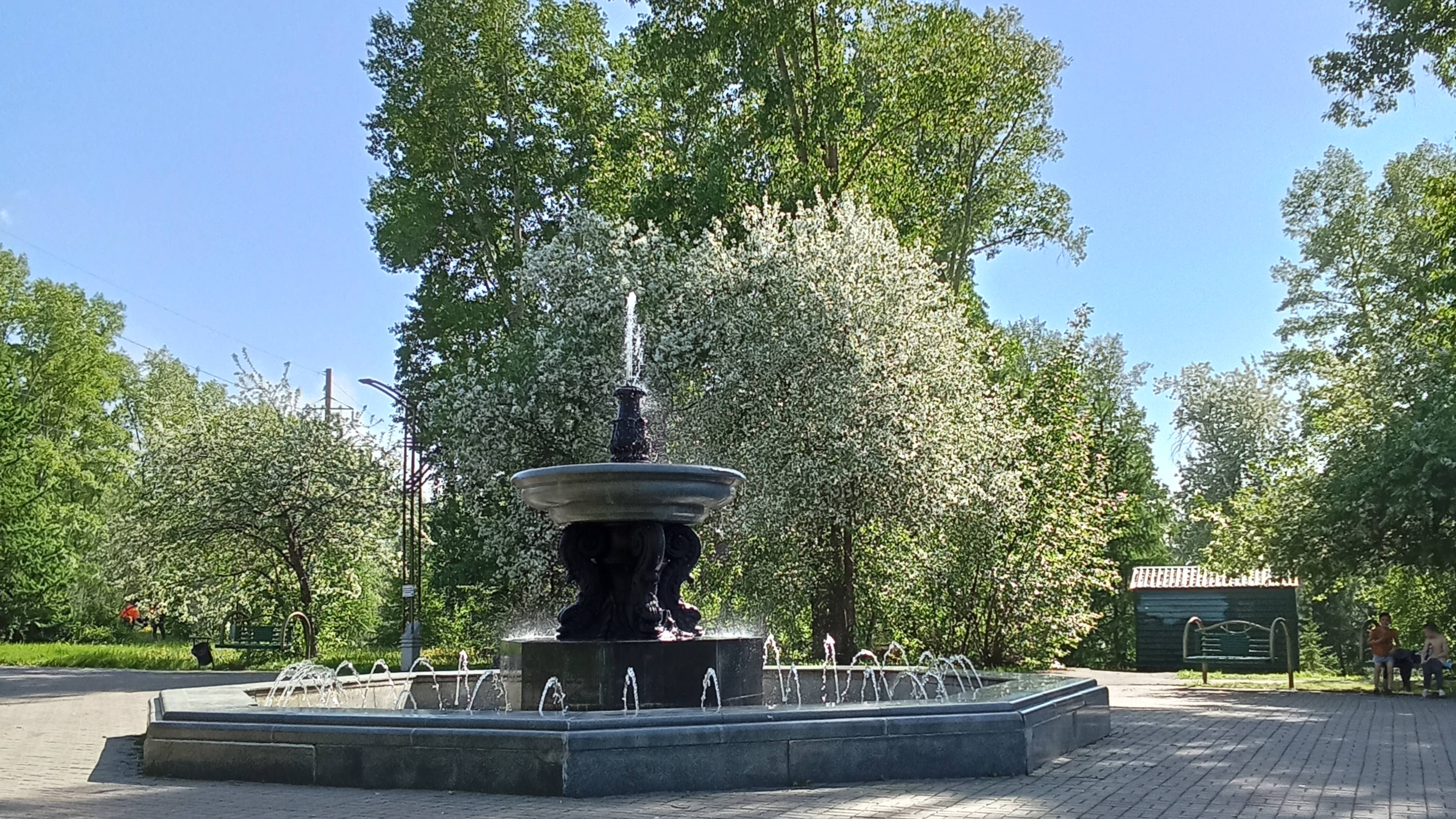 Культурная прогулка. Фонтан. ДК Шахтёров.