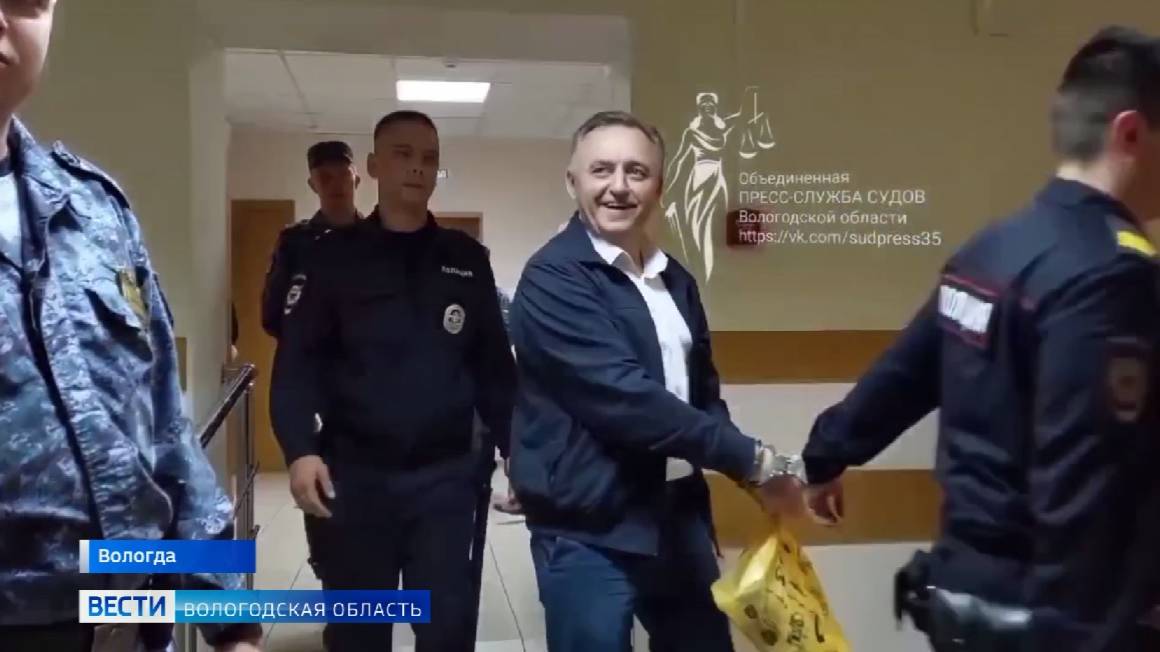 Прокуратура утвердила обвинение в отношении экс-главы Вологды Евгения Шулепова