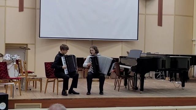 В. Осипов В поезде. Аккордеон баян дуэт