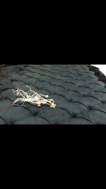 Мягкая панель в виде изголовья с каретной стяжкой DIY #shorts