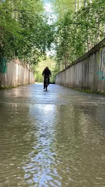Поменял Машину на Велик и уехал....Видос в монтаже