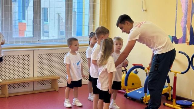 Секция "Малыши-крепыши - физкультура"