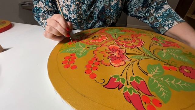 Хохлома. Древо  Часть процесса росписи