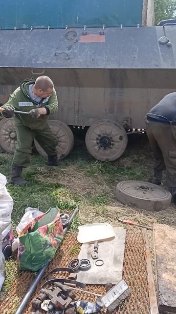 Снятие катка МТЛБ