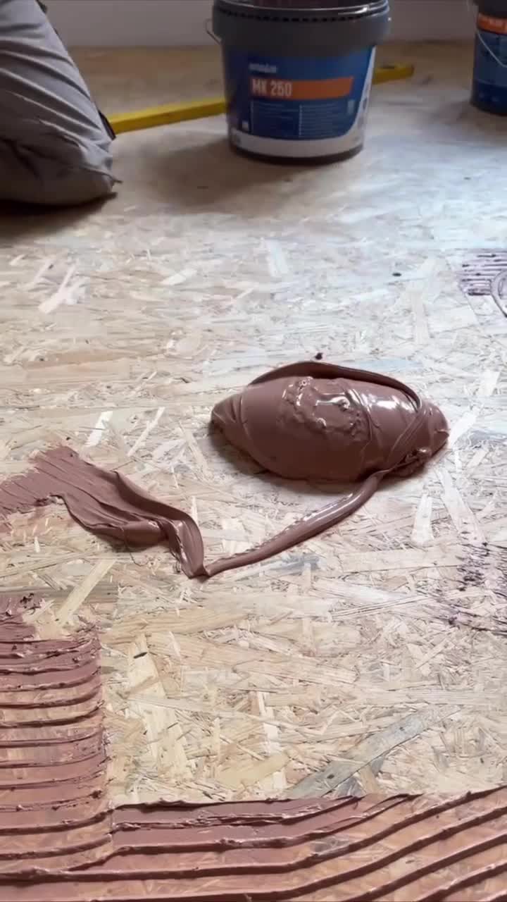 Мозаичный паркет из массива дуба.