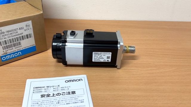 Серводвигатель Omron R88M-1M40030T-BS2