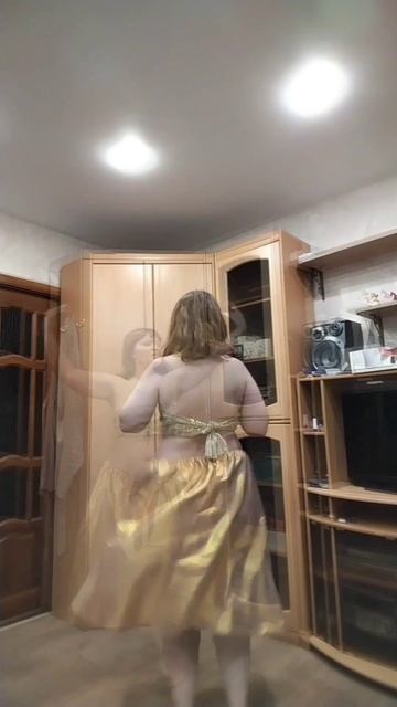 Татьяна Успенская - Танец живота под барабаны 
Tatiana Uspenskaya - Tabla solo (short)
