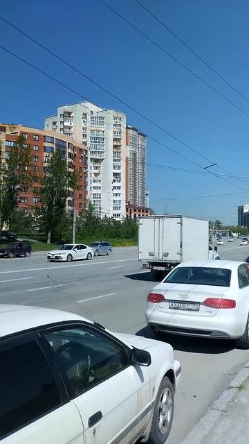 Новосибирск, ул. Красина, Фрунзе, ТРЦ Сибирский Молл