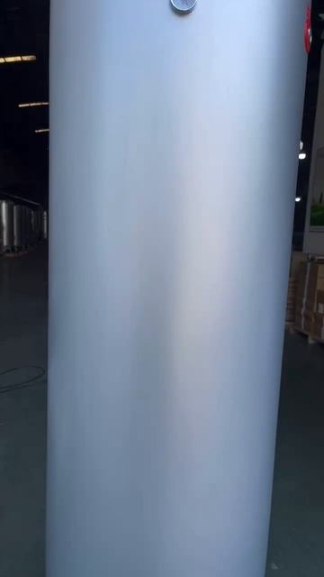 Газовый водонагреватель  VIC200L-H с ручным розжигом