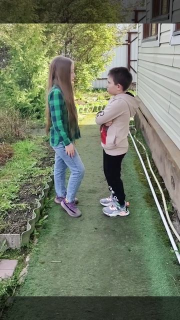 Сестра плохому не научит🙂