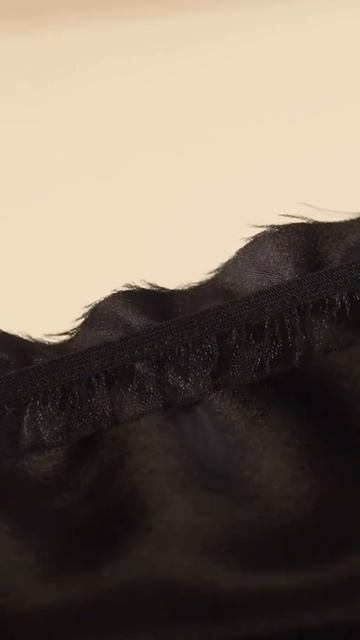 Как пришить резинку к юбке по косой ✂️