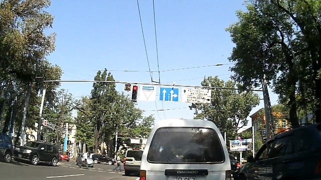 Встречка в Алматы 14.05.14 Нарушитель B080FHN