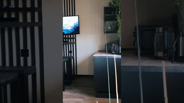 VN20250523_215125.mp4