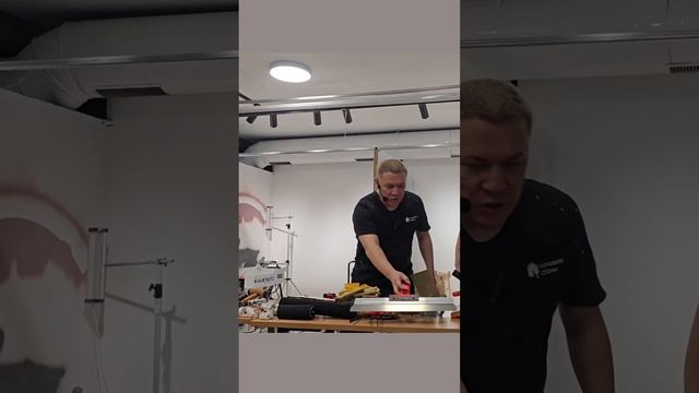 Как размер инструмента влияет на скорость ремонта? #гладилка #Олейник #olejnik #инструмент #малярка