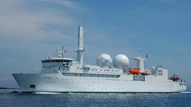 СМИ: корабль-шпион из Франции следит за судами РФ на Балтике.