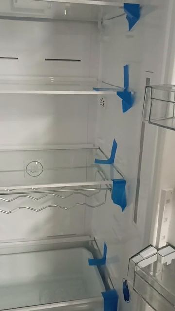 Холодильник SCANDILUX R711EZ12W PurifAir