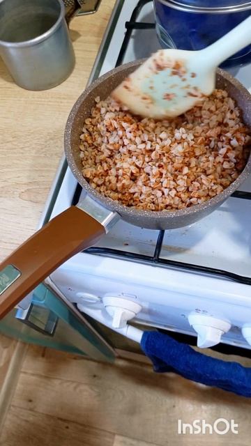 Кто☀️рано встаёт😂тому и🥘кашу готовить‼️ #shorts #ПП питание #гречневая каша