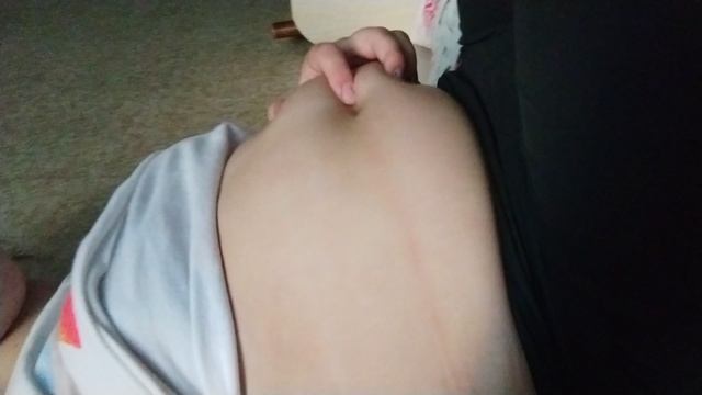 объелась, болит животик