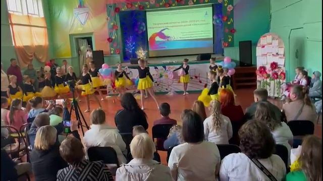 Отчетный концерт творческих коллективов «Эксклюзив» и «Учись прекрасному»